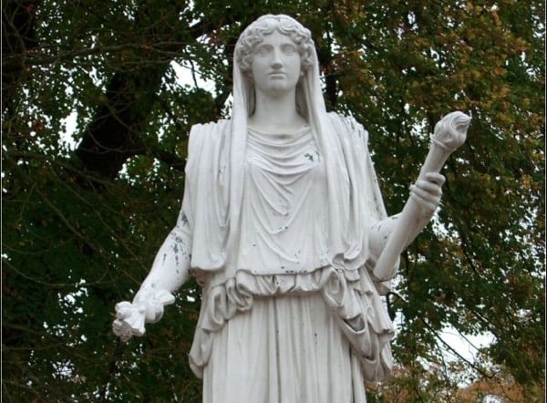 Ceres, a deusa da agricultura e relações maternais
