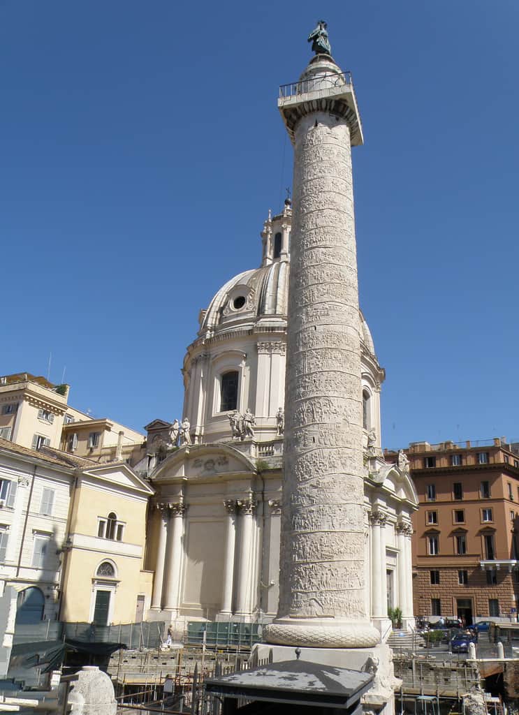 Coluna de Trajano na Roma Antiga