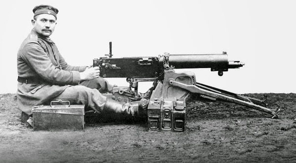 A metralhadora Maxim MG 08